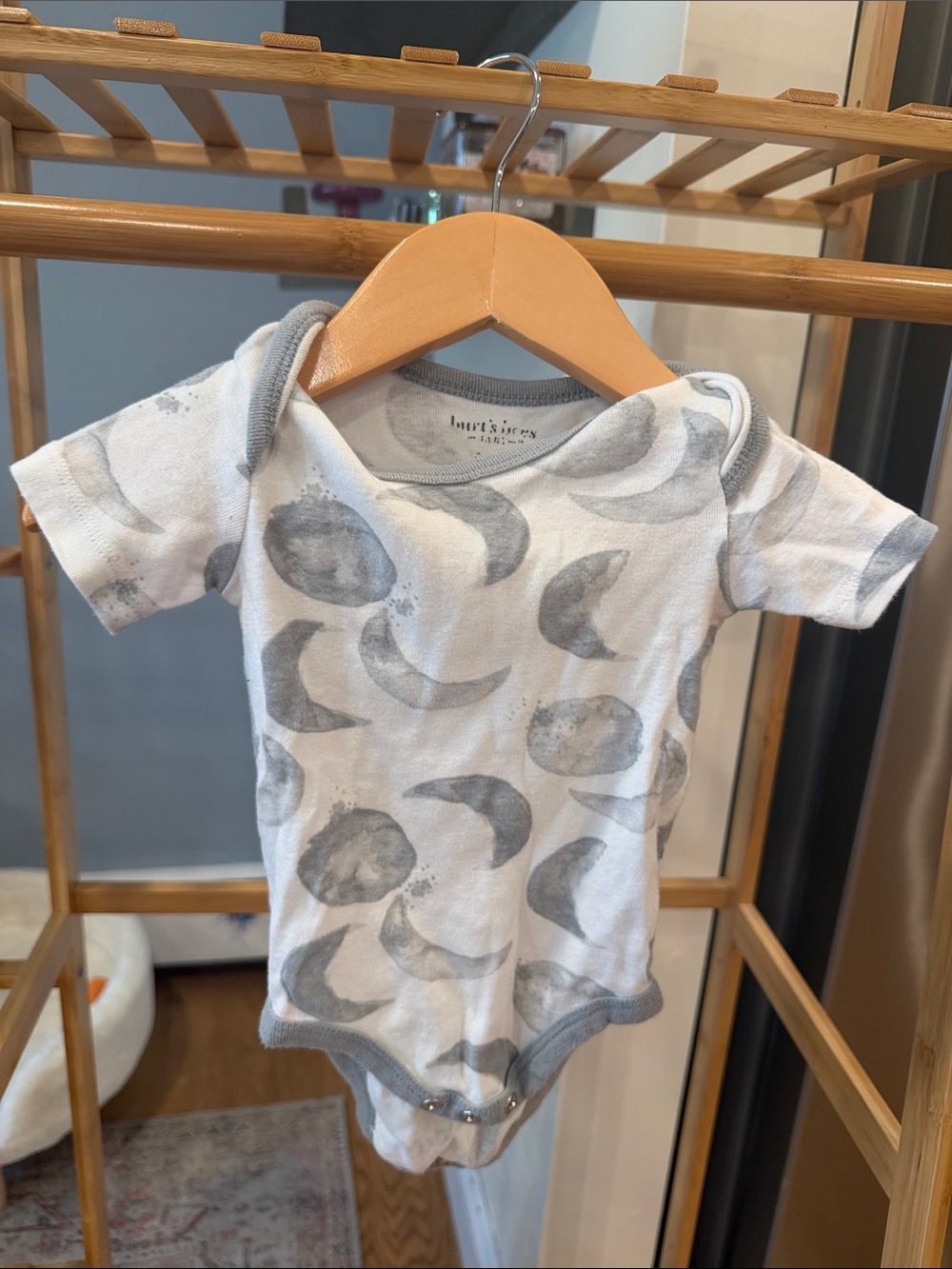 Burt's Bees Baby Gray Moon Print Short-Sleeve Onesie